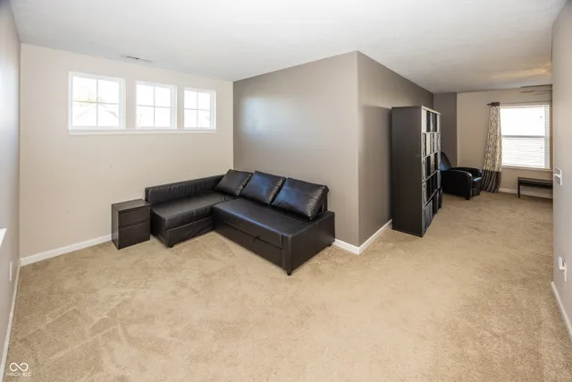 $329,000 | 10451 Pintail Lane, Indianapolis, IN 46239