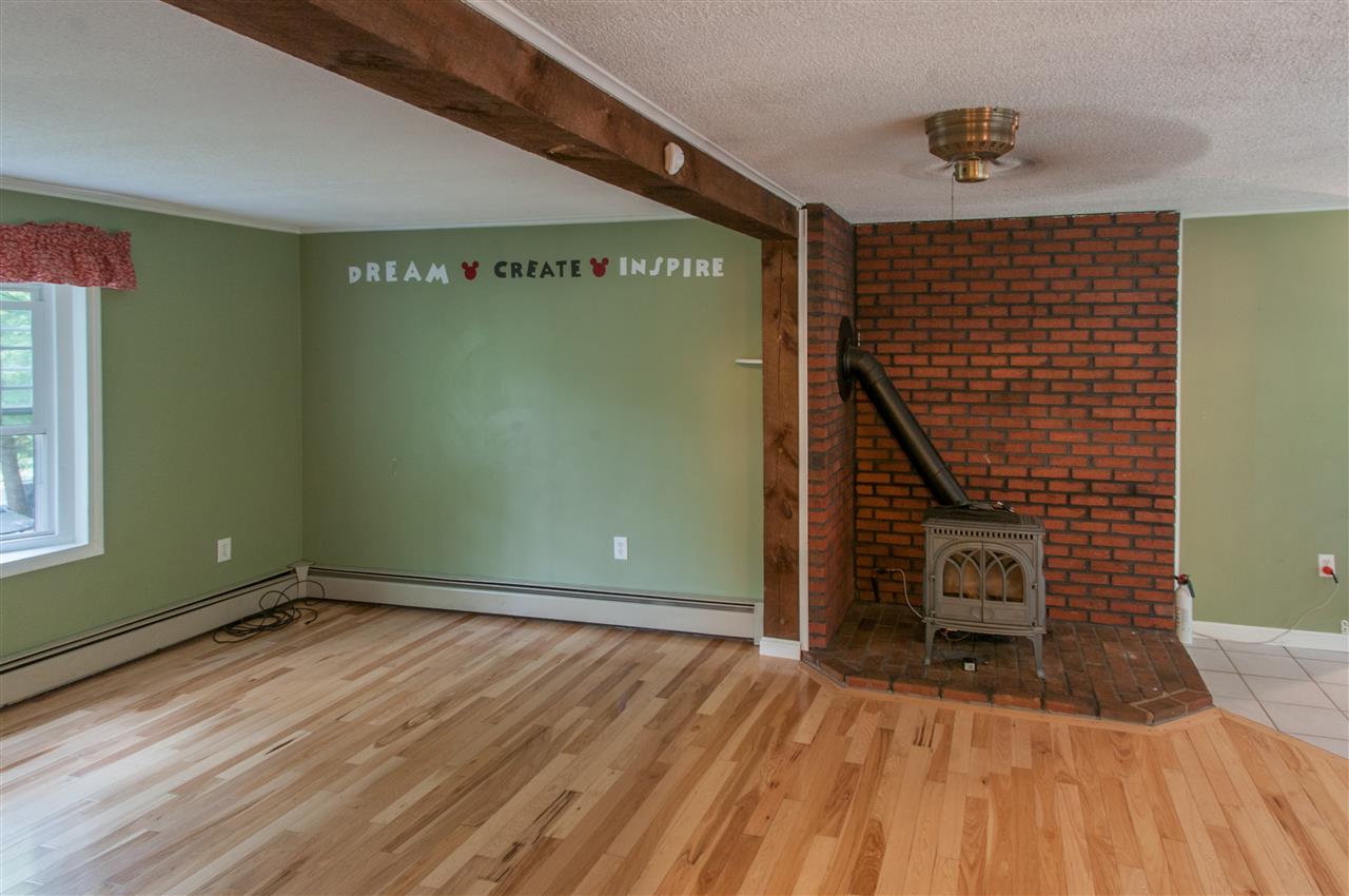 4 Roberts Road Amherst, NH 03031 - Photo 14 of 40