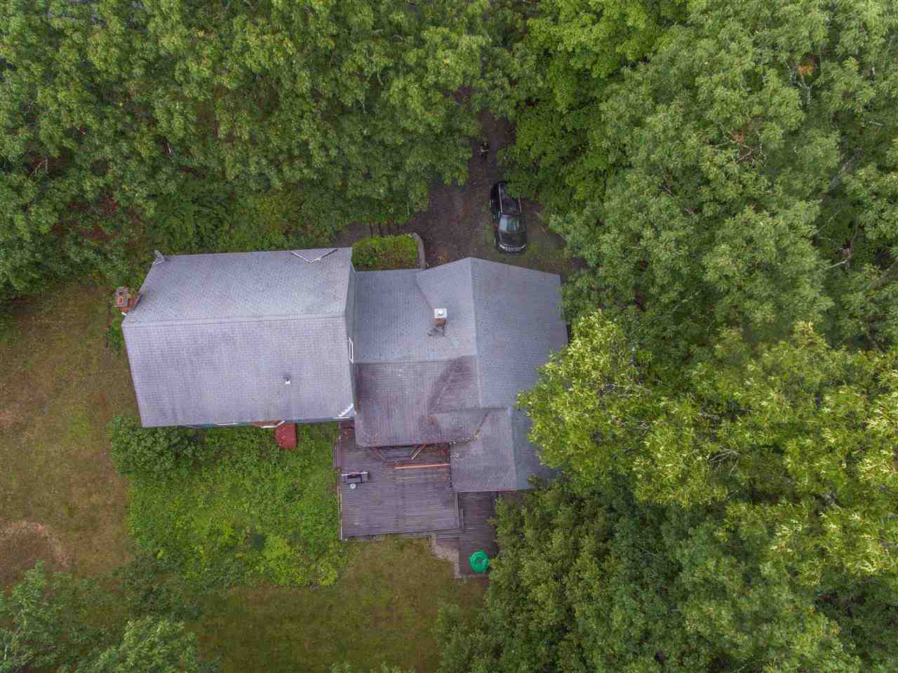 4 Roberts Road Amherst, NH 03031 - Photo 4 of 40