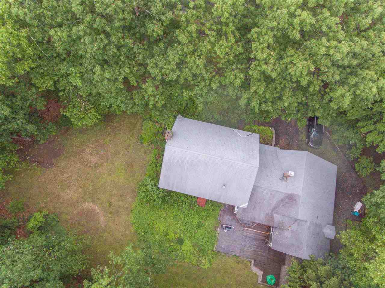 4 Roberts Road Amherst, NH 03031 - Photo 7 of 40