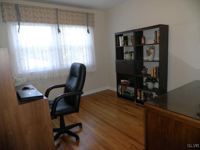 1961 Hopewell Road Bethlehem, PA 18017 - Photo 12 of 15 Gallery Image 12