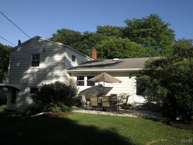 1961 Hopewell Road Bethlehem, PA 18017 - Photo 14 of 15 Gallery Image 14