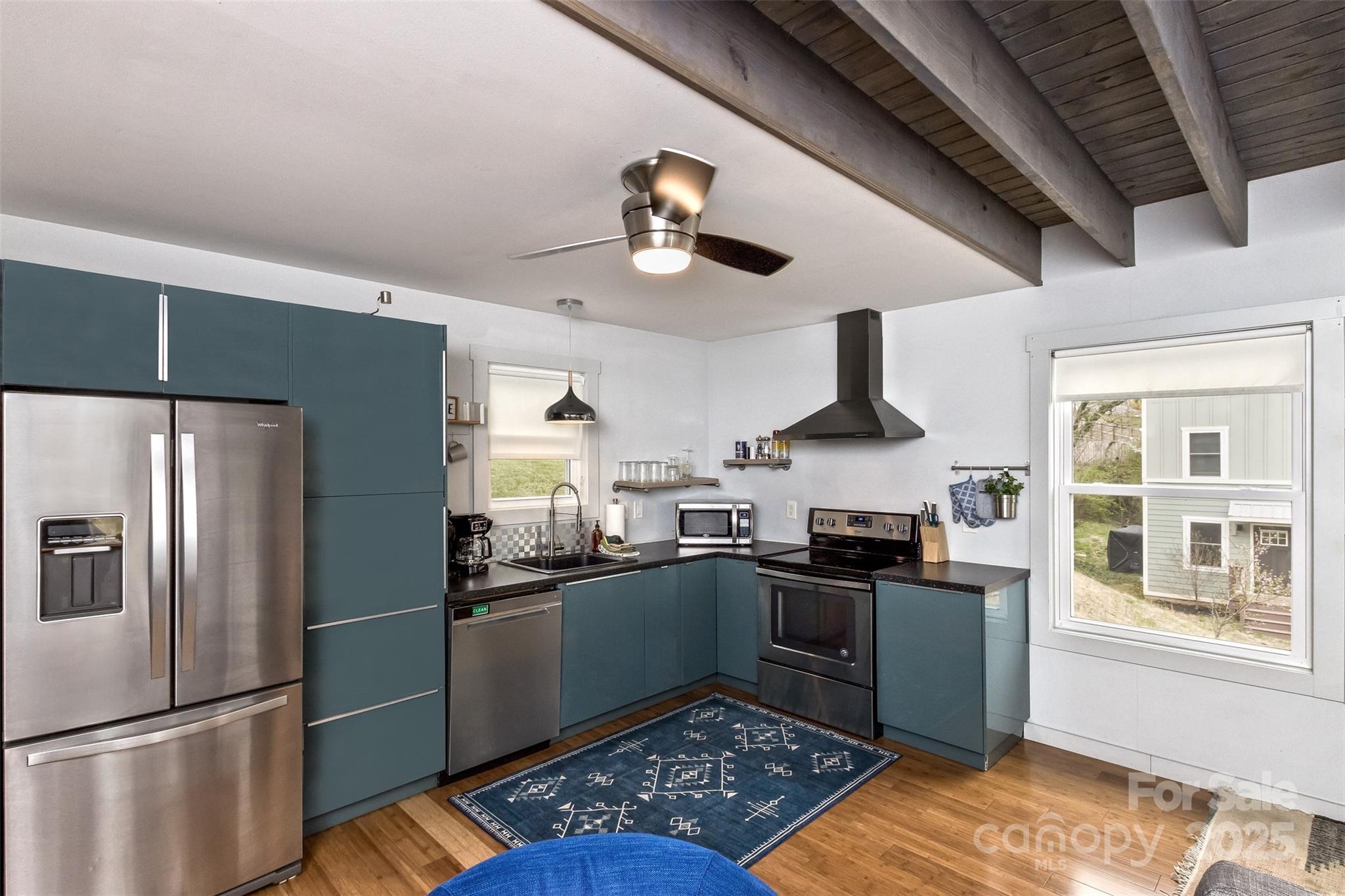105 Annies Ridge Road Asheville, NC 28804 - Photo 4 of 41 Gallery Image 4