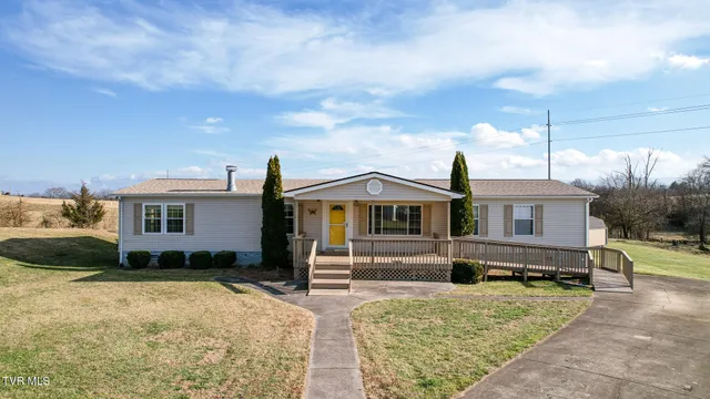 $269,900 | 260 Carriage Lane, Greeneville, TN 37745