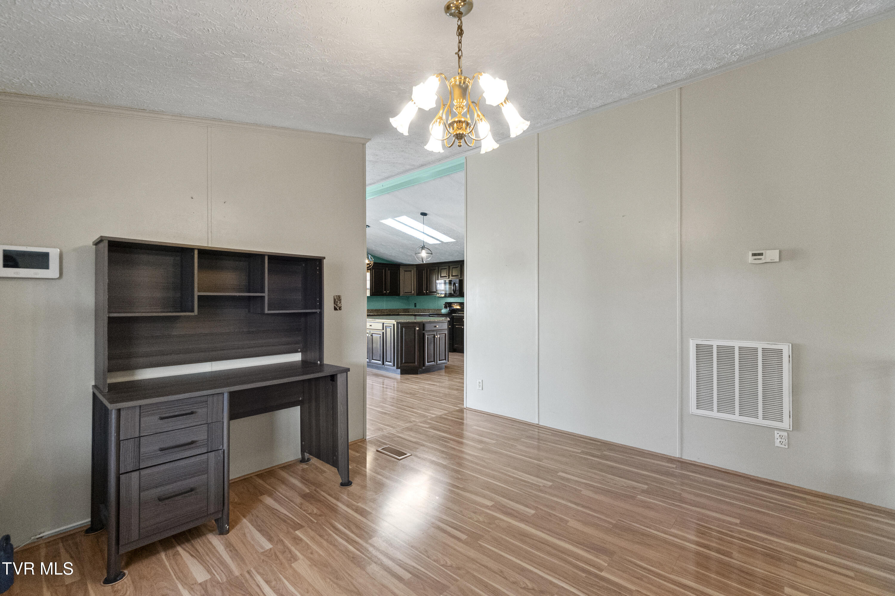 260 Carriage Lane Greeneville, TN 37745 - Photo 17 of 59 15