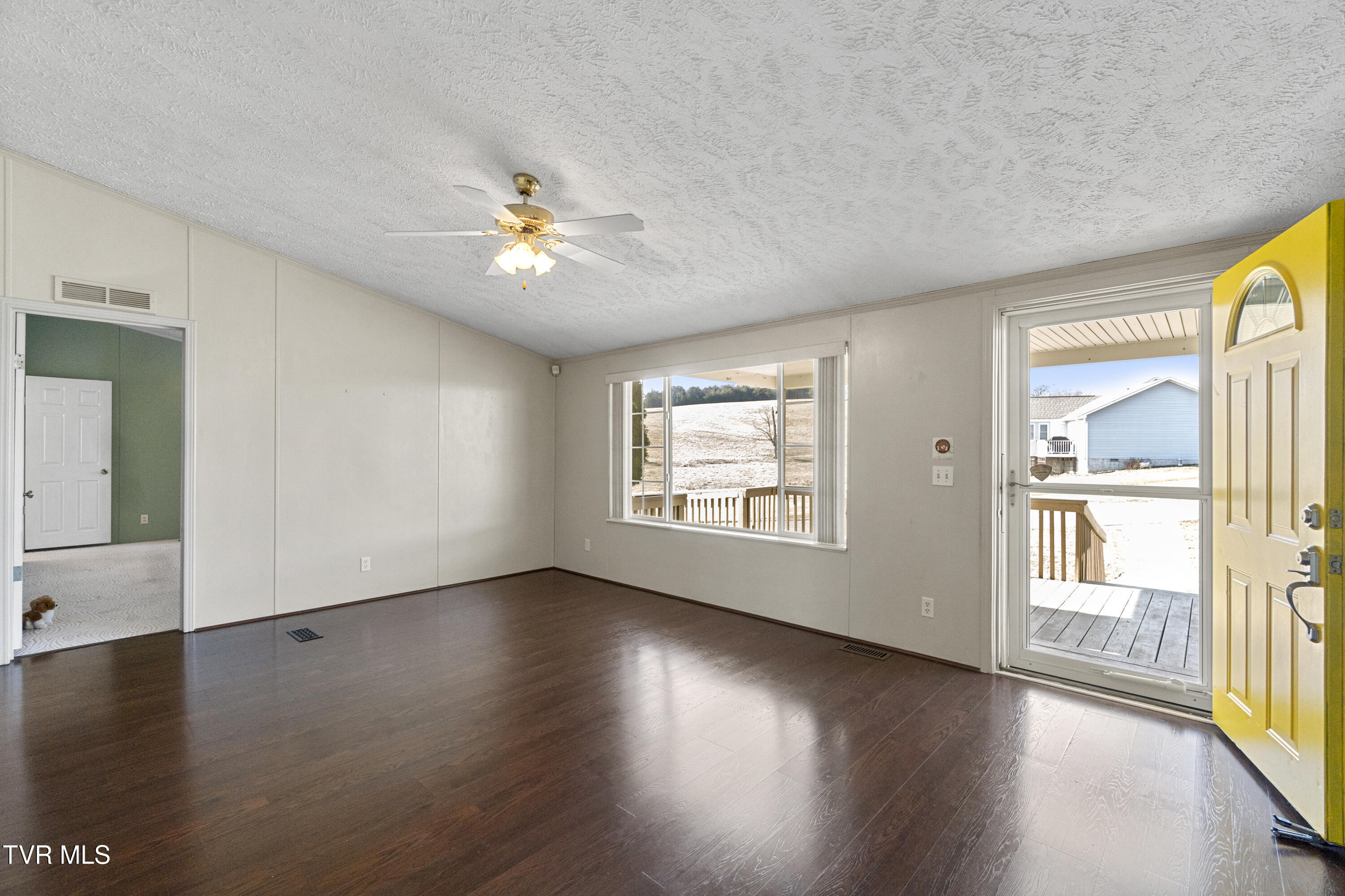 260 Carriage Lane Greeneville, TN 37745 - Photo 19 of 59 16