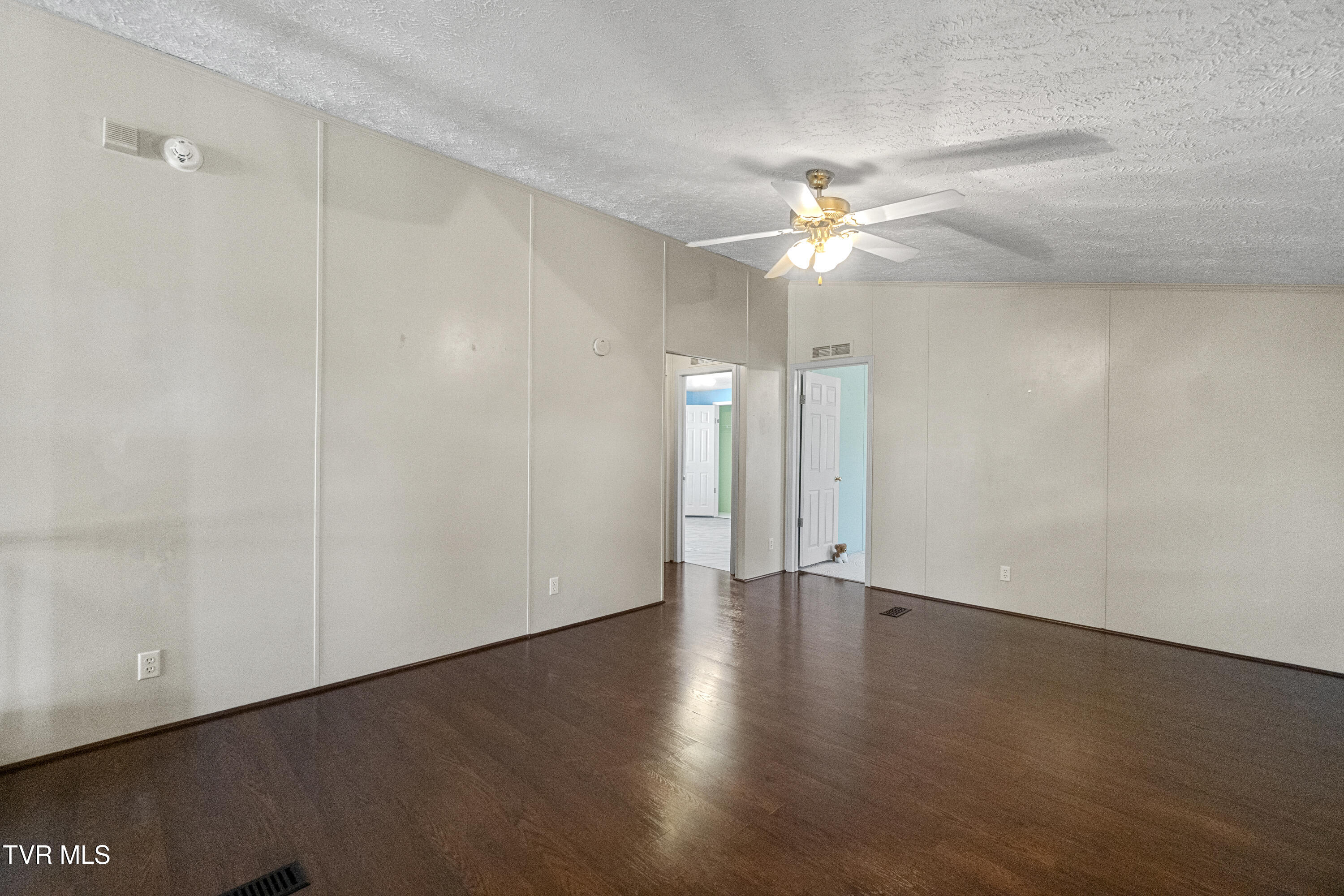 260 Carriage Lane Greeneville, TN 37745 - Photo 23 of 59 19