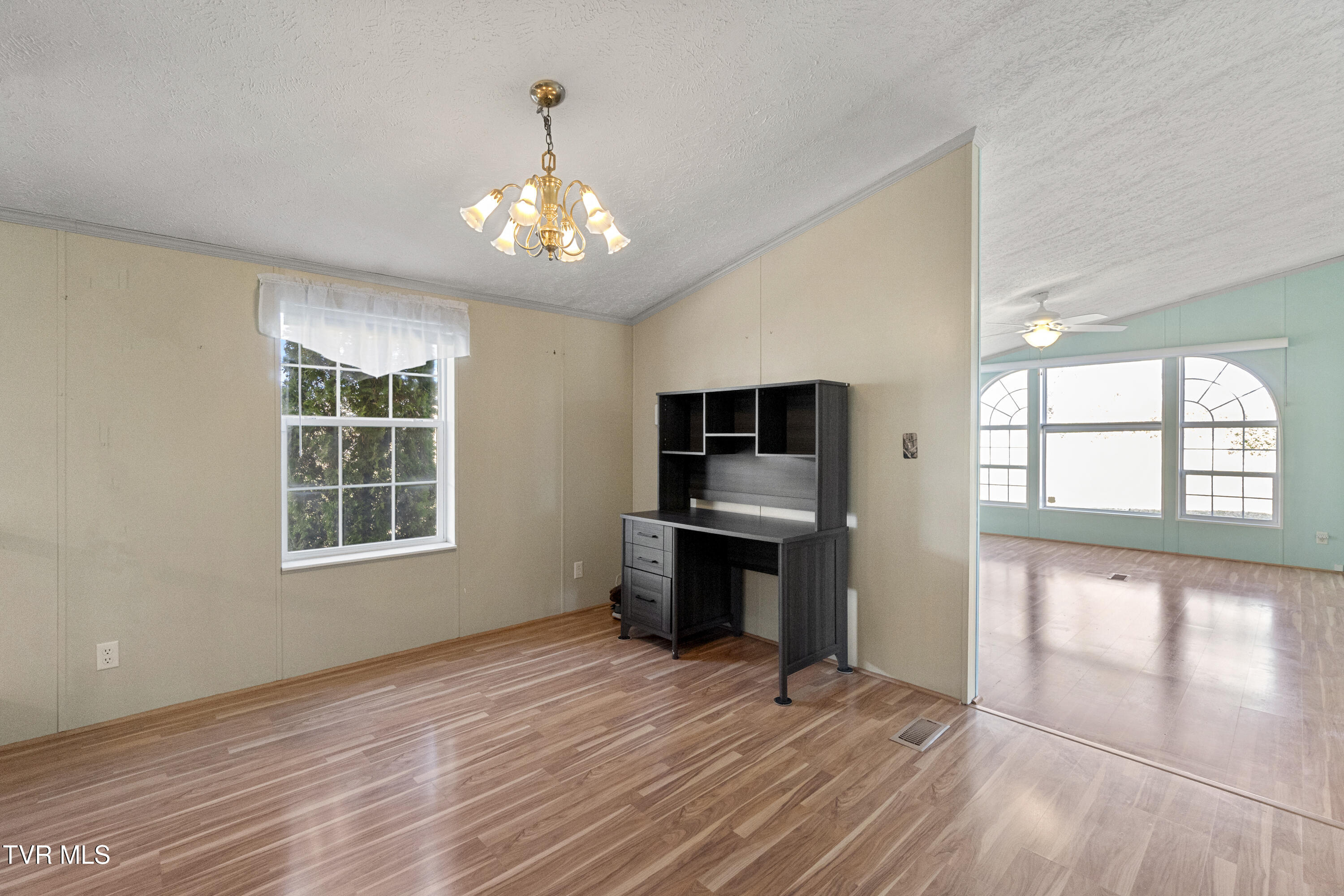 260 Carriage Lane Greeneville, TN 37745 - Photo 24 of 59 20