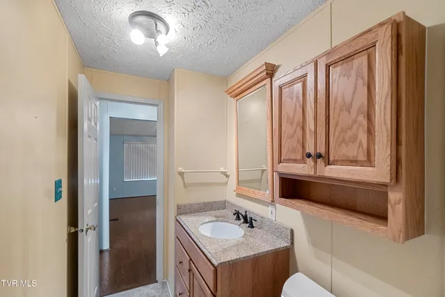 $269,900 | 260 Carriage Lane, Greeneville, TN 37745