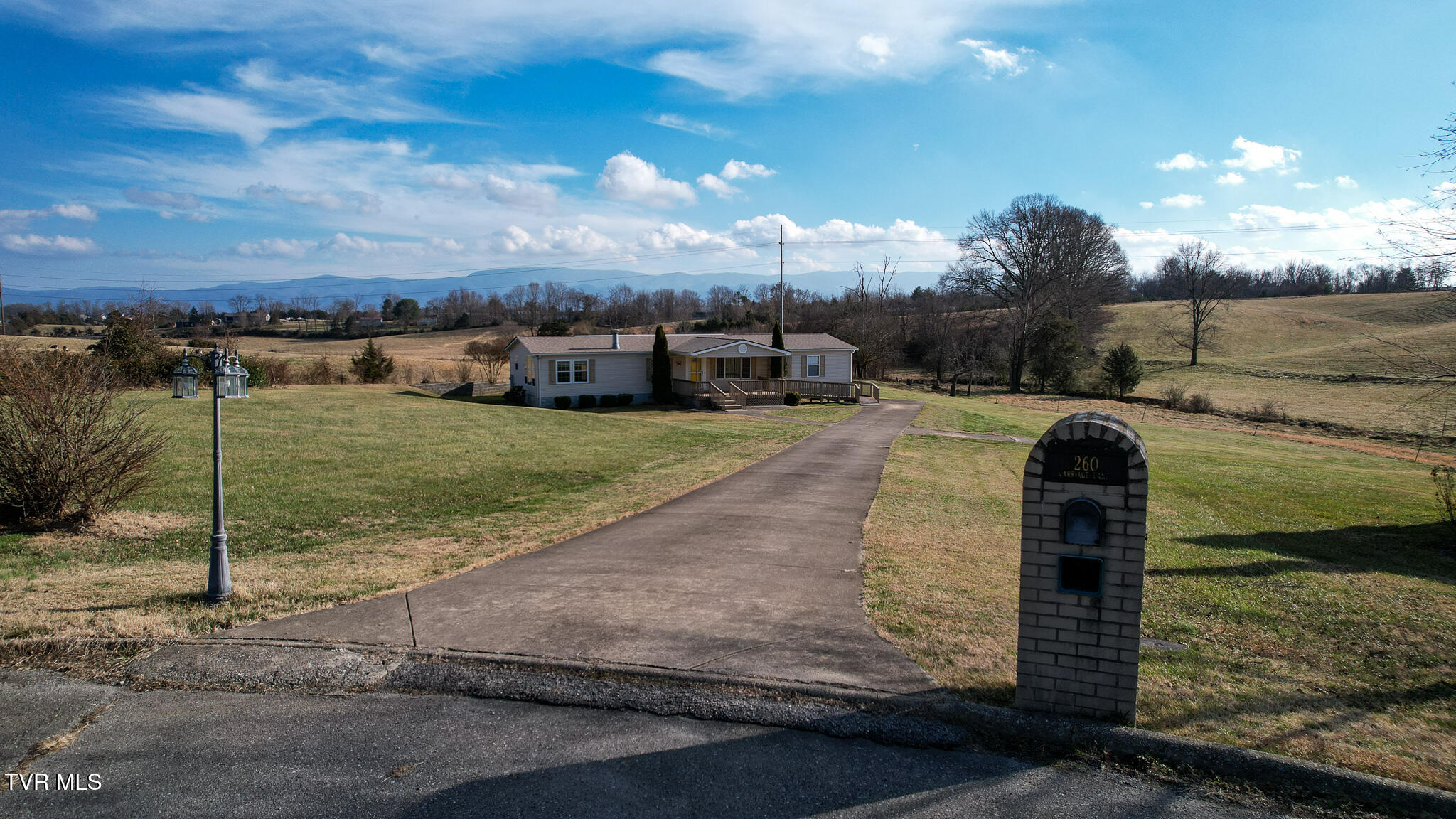 260 Carriage Lane Greeneville, TN 37745 - Photo 52 of 59 43