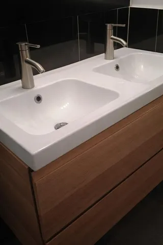 a close view of sink