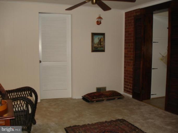 5501 Blacksburg Road Springfield, VA 22151 - Photo 12 of 29 Family Room #2