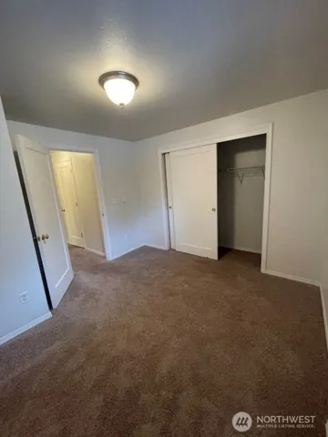 $1,700 | 5701 200th Street Southwest, Unit 10, Lynnwood, WA 98036