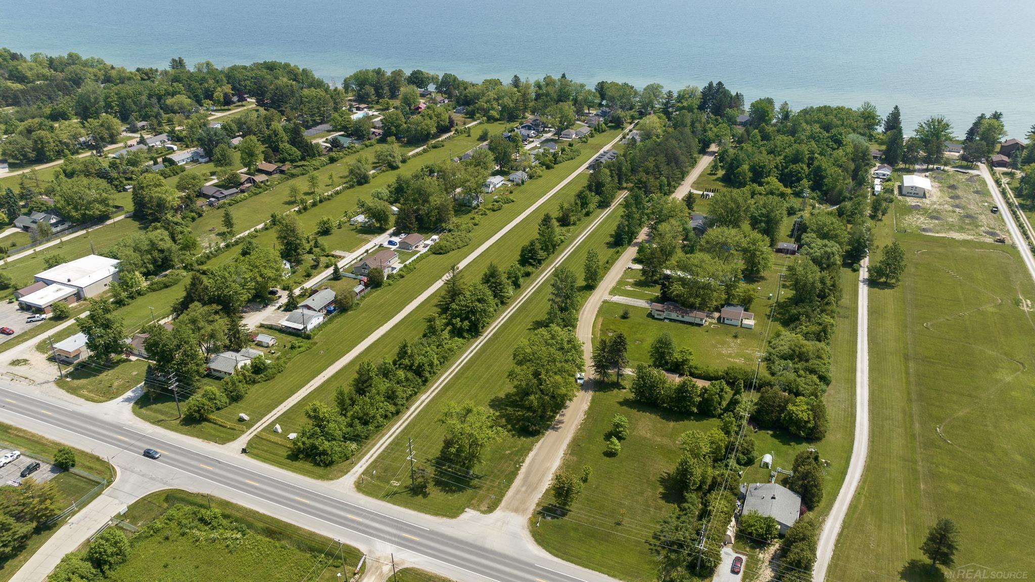 6603 Lakeshore Road Lexington, MI 48450 - Photo 42 of 50 50109091-41.JPG