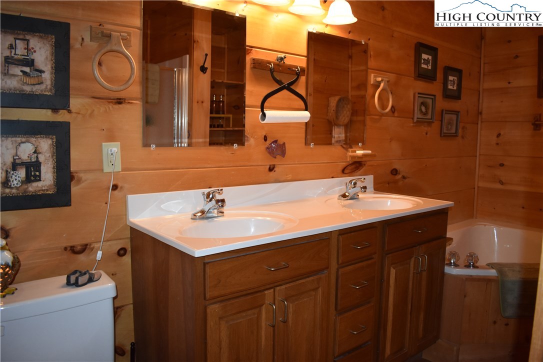 1151 Linville Creek Road Vilas, NC 28692 - Photo 17 of 38 Gallery Image 17