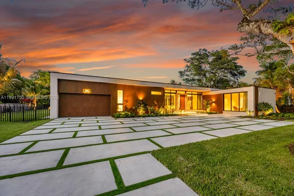 $7,175,000 | 7901 Southwest 120th Street, Pinecrest, FL 33156