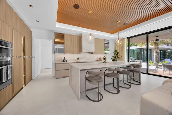 $7,175,000 | 7901 Southwest 120th Street, Pinecrest, FL 33156