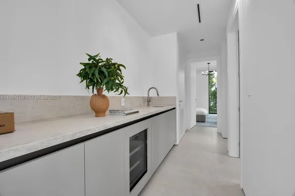 $7,175,000 | 7901 Southwest 120th Street, Pinecrest, FL 33156