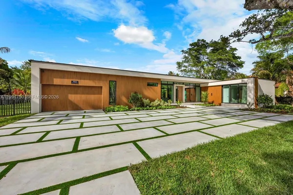 $7,175,000 | 7901 Southwest 120th Street, Pinecrest, FL 33156
