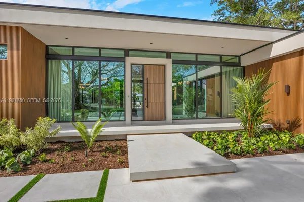 $7,175,000 | 7901 Southwest 120th Street, Pinecrest, FL 33156