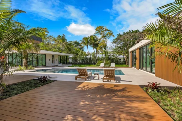 $7,175,000 | 7901 Southwest 120th Street, Pinecrest, FL 33156
