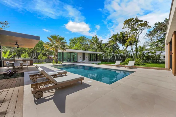 $7,175,000 | 7901 Southwest 120th Street, Pinecrest, FL 33156