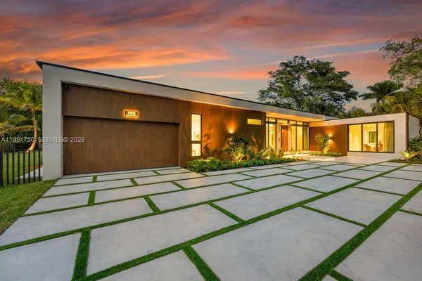 $7,175,000 | 7901 Southwest 120th Street, Pinecrest, FL 33156