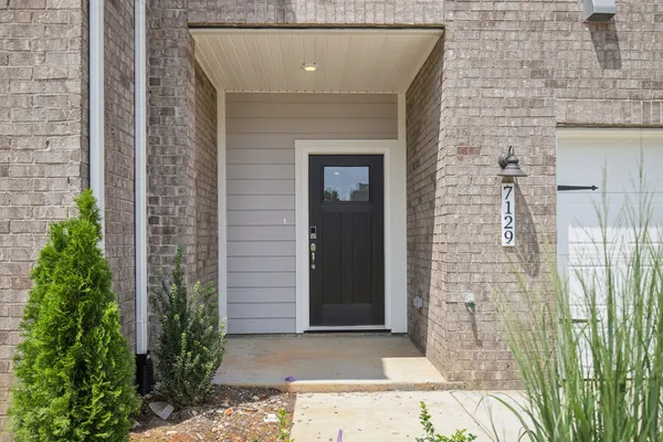 $339,710 | 7129 Cedarcrest Lane, Fairview, TN 37062