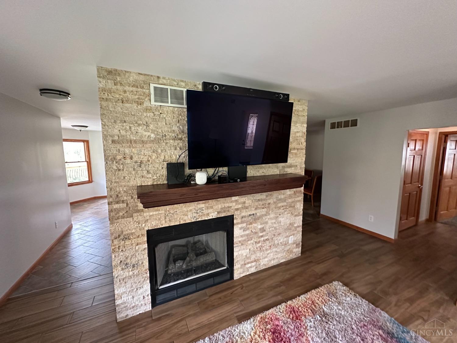 6900 Sloebig Road Middletown, OH 45042 - Photo 8 of 12 Gallery Image 8