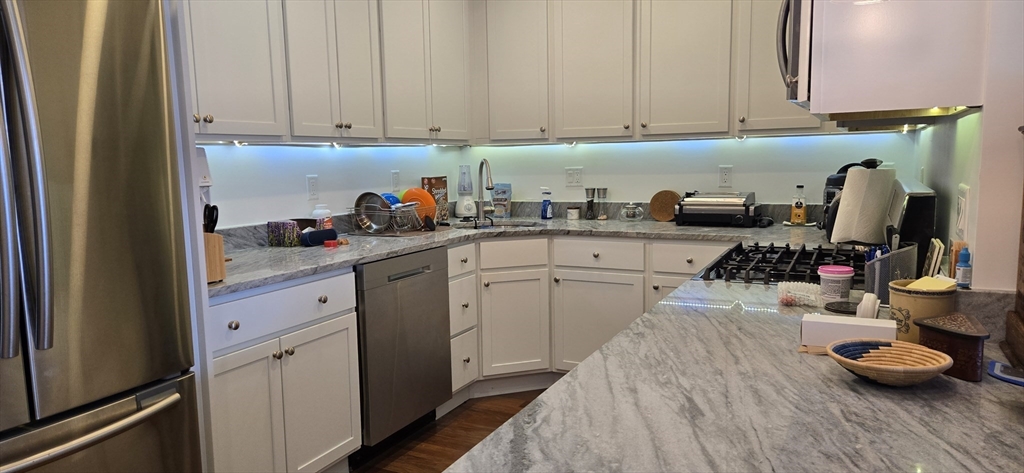 65 East India Row, Unit 9A Boston, MA 02110 - Photo 2 of 15