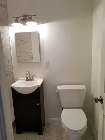 $3,450 | 65 East India Row, Unit 9A, Boston, MA 02110