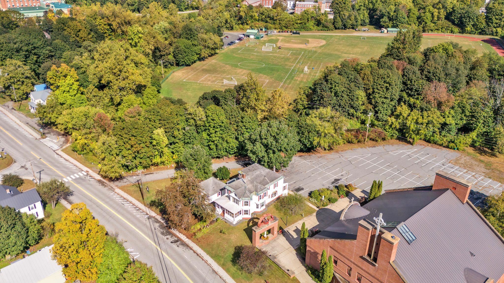 30 Union Street Windsor, VT 05089 - Photo 2 of 32