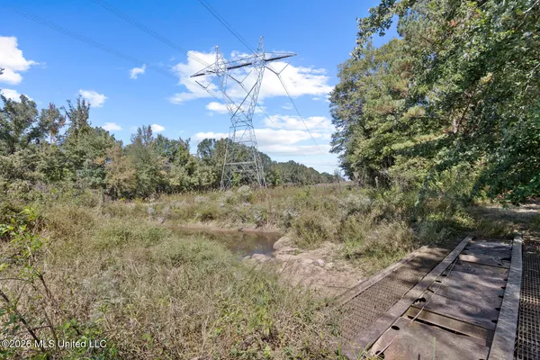 $635,000 | Undisclosed Address, Camden, MS 39045