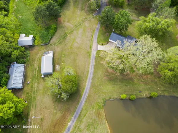 $635,000 | Undisclosed Address, Camden, MS 39045