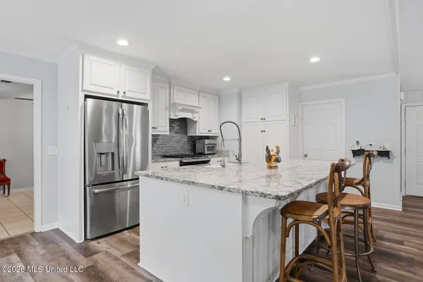 $635,000 | Undisclosed Address, Camden, MS 39045