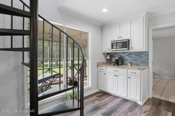 $635,000 | Undisclosed Address, Camden, MS 39045