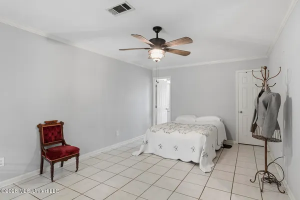 $635,000 | Undisclosed Address, Camden, MS 39045