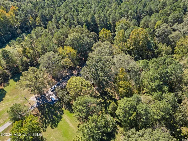 $635,000 | Undisclosed Address, Camden, MS 39045
