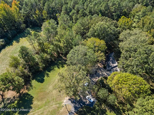 $635,000 | Undisclosed Address, Camden, MS 39045