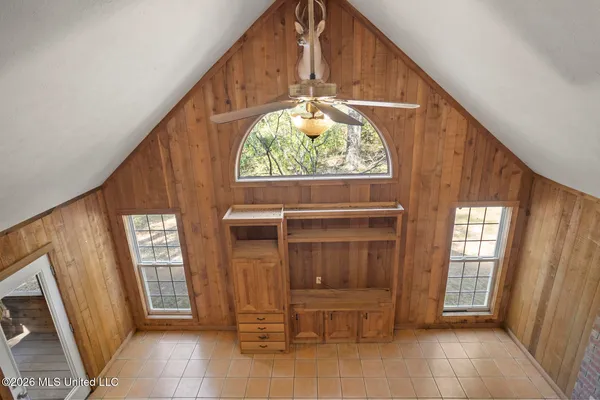 $635,000 | Undisclosed Address, Camden, MS 39045