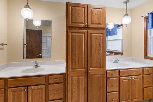 $199,500 | 2035 Stornway Drive, Rockford, IL 61107