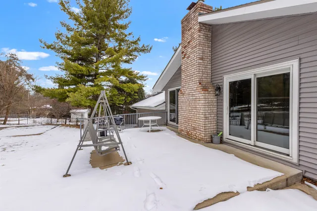 $199,500 | 2035 Stornway Drive, Rockford, IL 61107