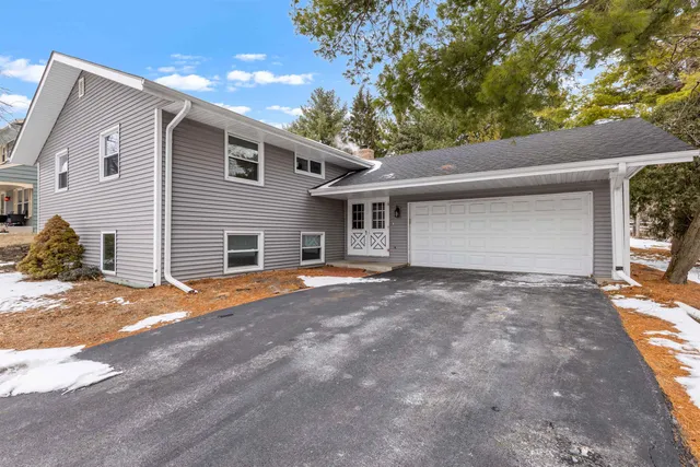 $199,500 | 2035 Stornway Drive, Rockford, IL 61107