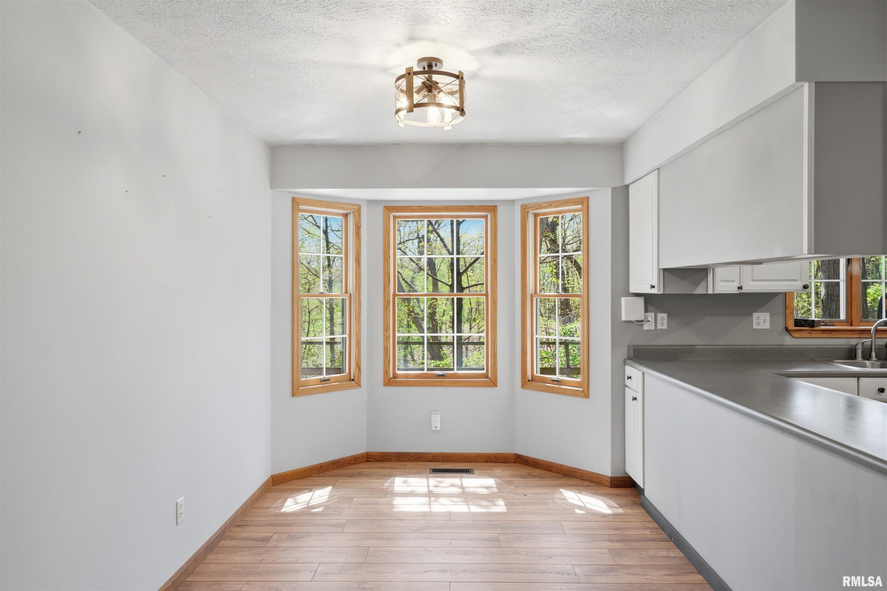 658 Coon Creek Road Metamora, IL 61548 - Photo 16 of 73