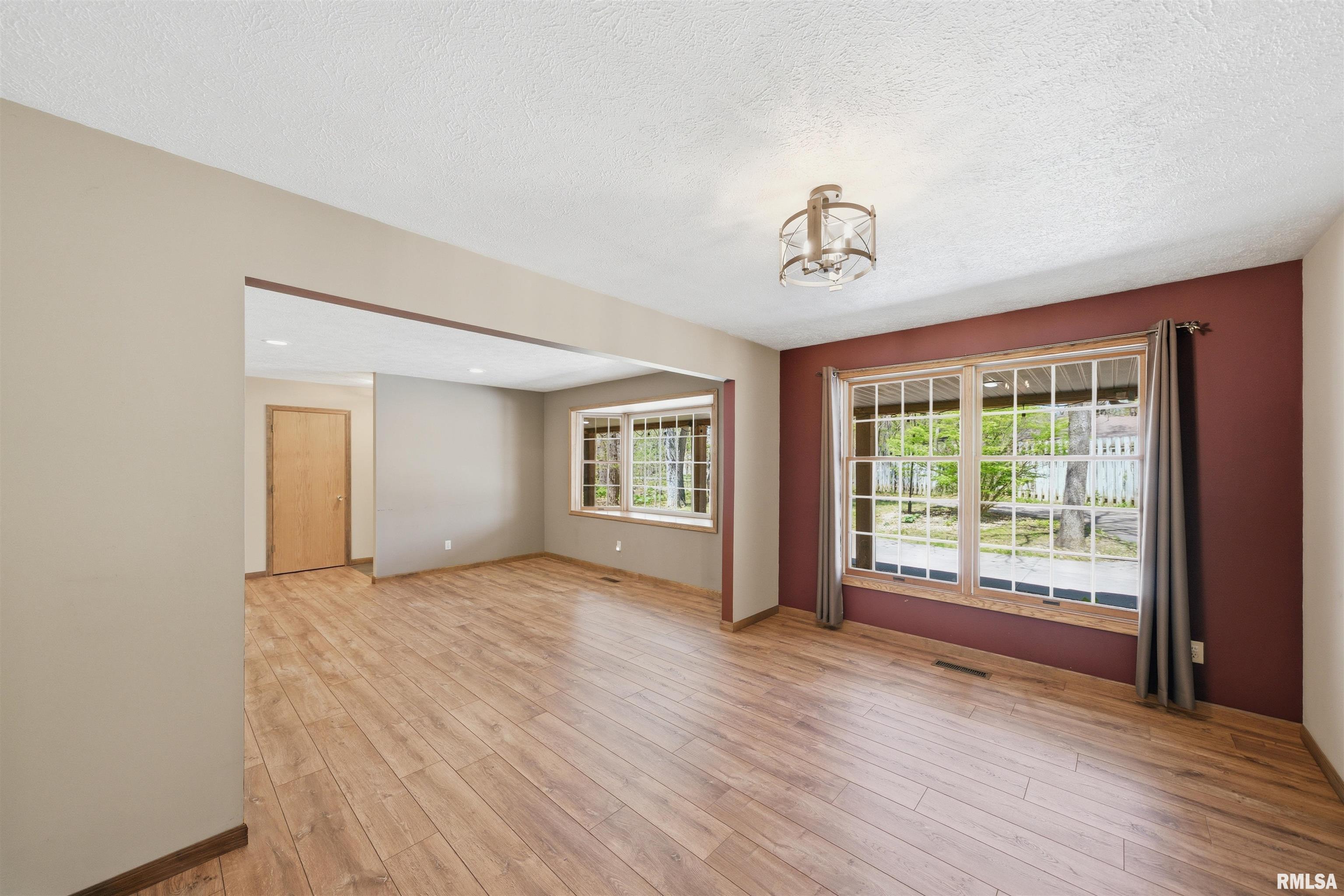 658 Coon Creek Road Metamora, IL 61548 - Photo 9 of 73