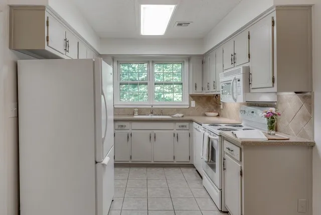 $291,900 | 2474 Northlake Court Northeast, Atlanta, GA 30345