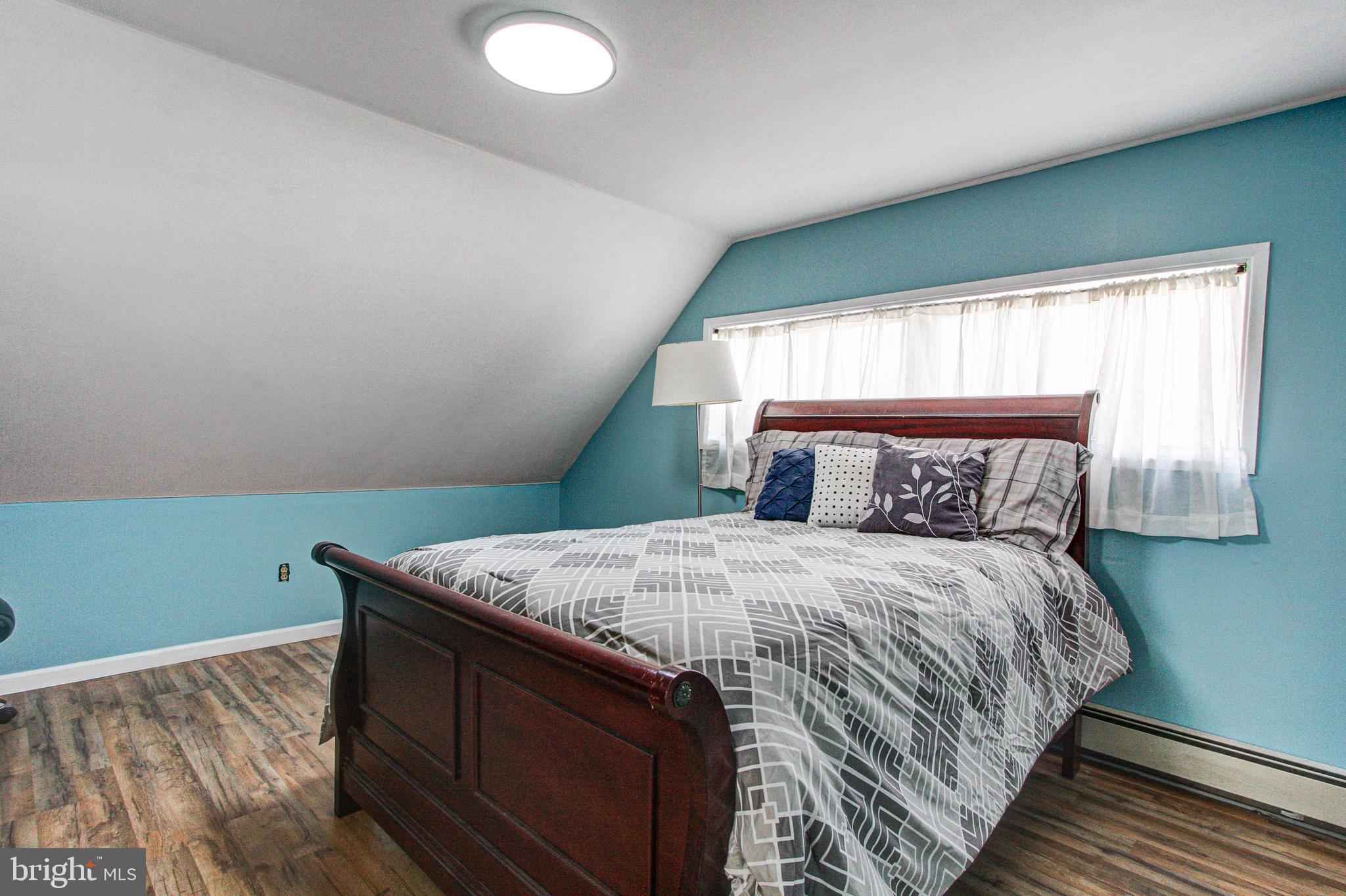 66 Idolstone Road Levittown, PA 19057 - Photo 23 of 34 2nd Floor Bedroom