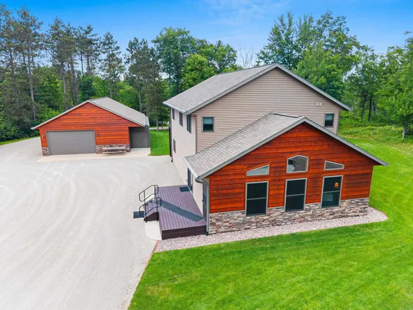 $549,900 | W13337 Ranch Road, Crivitz, WI 54114