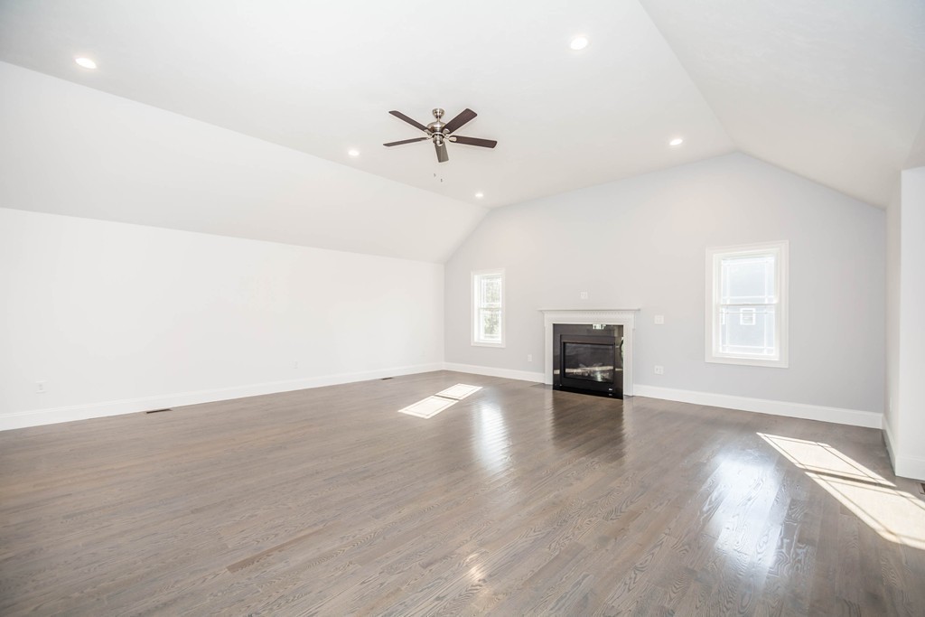 13 Fieldstone Lane Georgetown, MA 01833 - Photo 16 of 30 Gallery Image 16