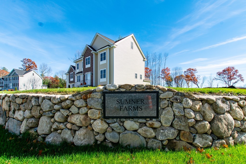 13 Fieldstone Lane Georgetown, MA 01833 - Photo 3 of 30 Gallery Image 3